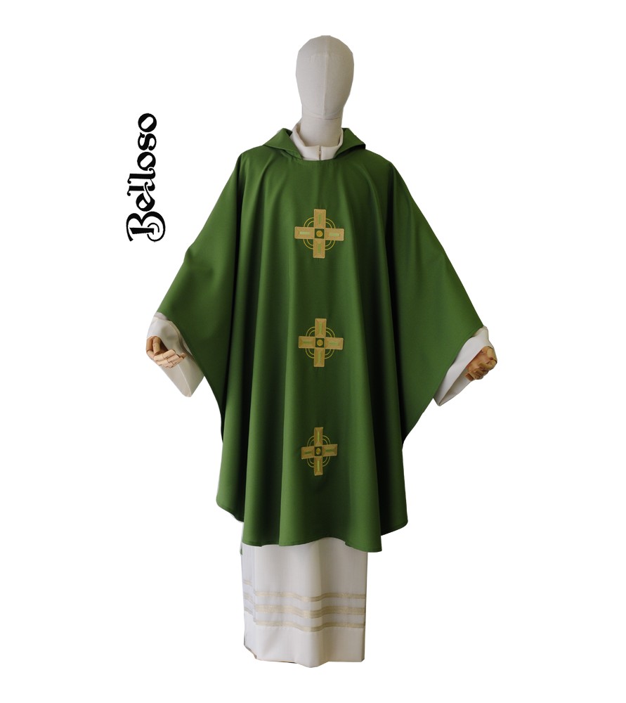 CASULLA BORDADA MOD-449